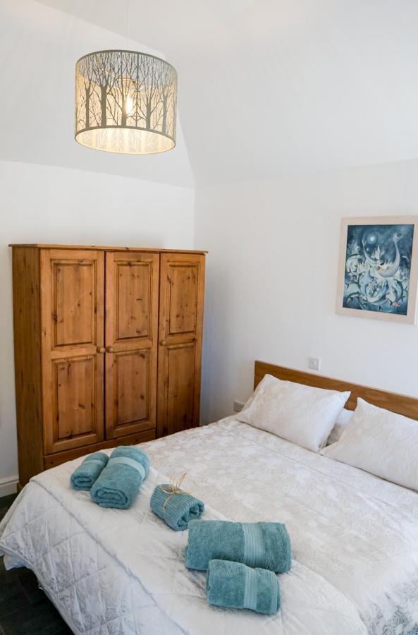 The Annex, Tregoddick Barn Apartamento Penzance Exterior foto
